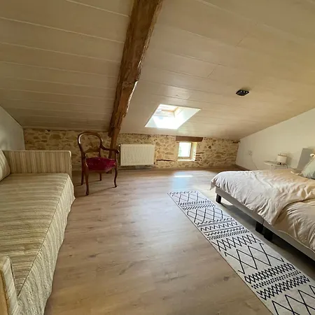 La Ferme De Belbouys Casa de Férias *