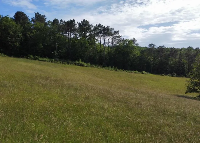 La Ferme De Belbouys Дом отдыха *